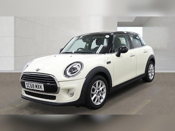 Used MINI Hatch 2018 for sale - 79348523: Photo