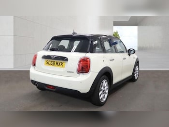 Used MINI Hatch 2018 for sale - 79348523: Photo