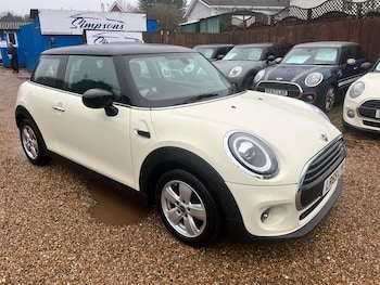 Used MINI Hatch 2019 for sale - 78447504: Photo