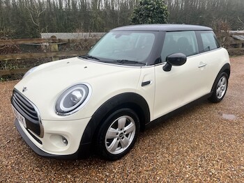 Used MINI Hatch 2019 for sale - 78447504: Photo