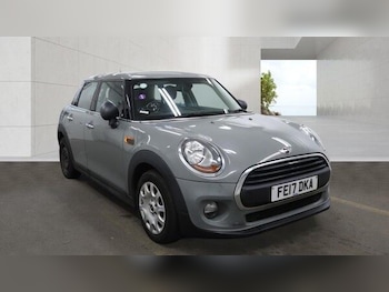 Used MINI Hatch 2017 for sale - 79440627: Photo