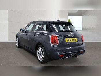 Used MINI Hatch 2018 for sale - 79388586: Photo
