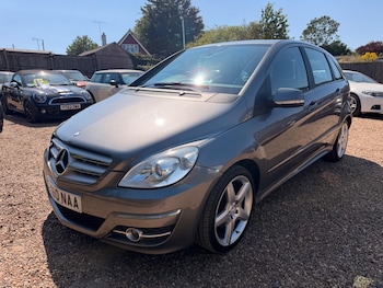 Used Mercedes-Benz B Class 2010 for sale - 79181009: Photo