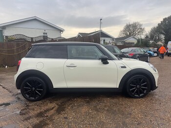 Used MINI Hatch 2018 for sale - 78448895: Photo