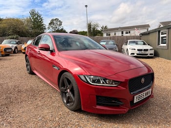 Used Jaguar XE 2016 for sale - 79860527: Photo
