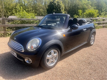 Used MINI Convertible 2009 for sale - 78448881: Photo