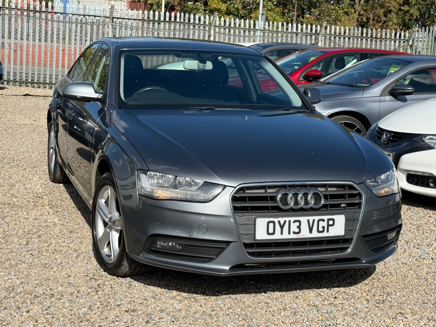 Used Audi A4 2013 for sale - 76156857: Photo 2