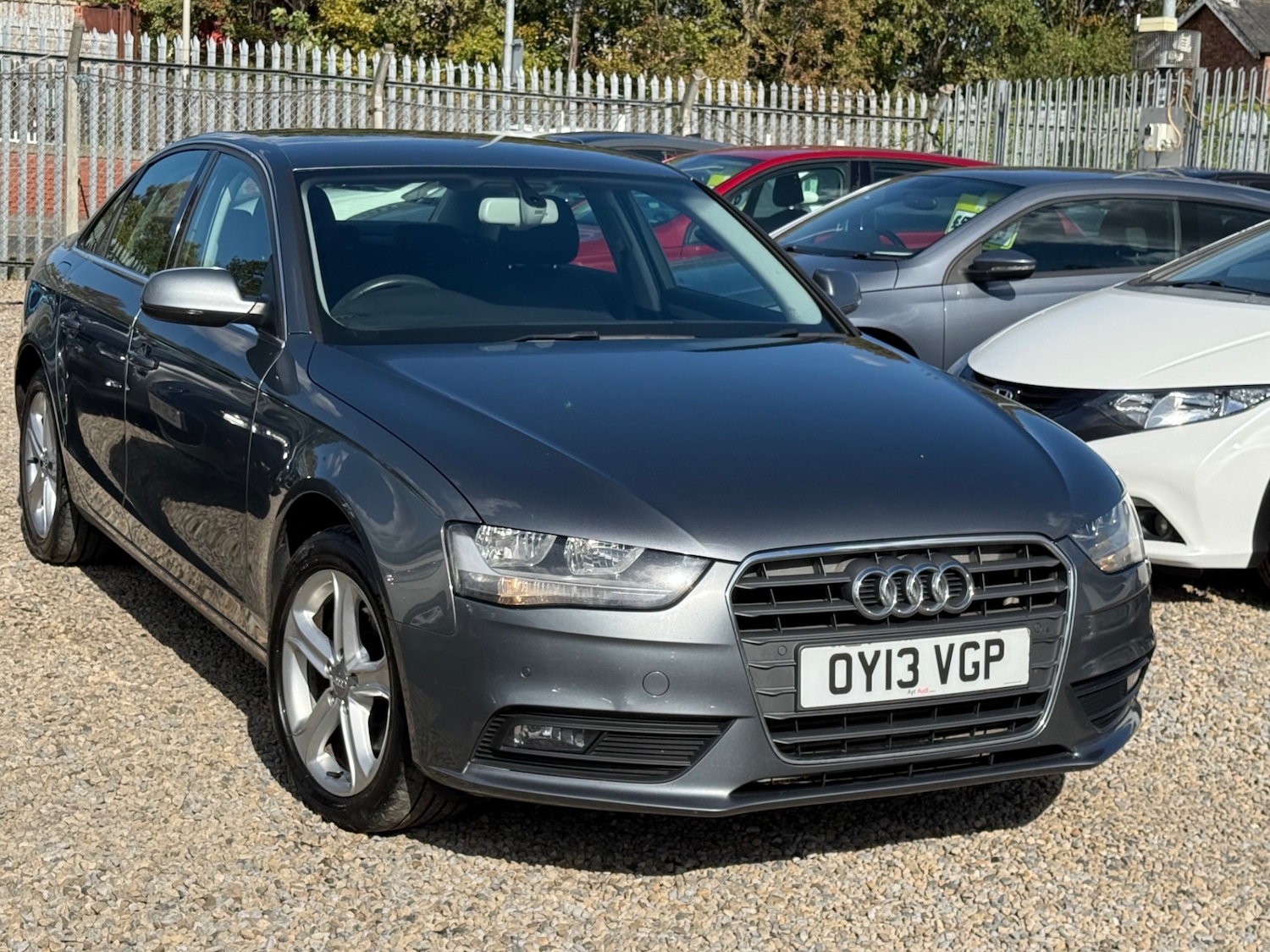 Used Audi A4 2013 for sale - 76156857: Photo 3