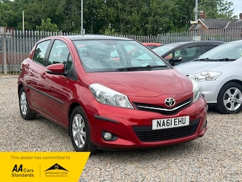 Used Toyota Yaris 2011 for sale - 79142847: Photo