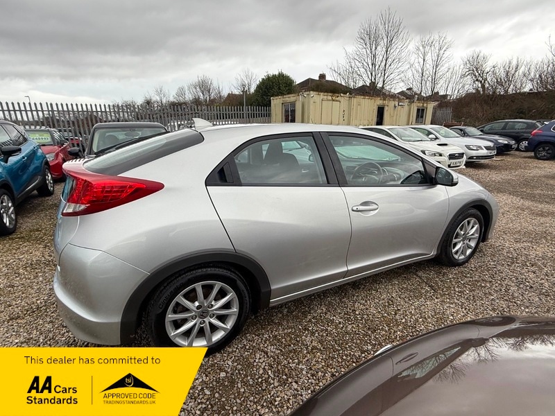 Used Honda Civic 2012 for sale - 77649721: Photo 13