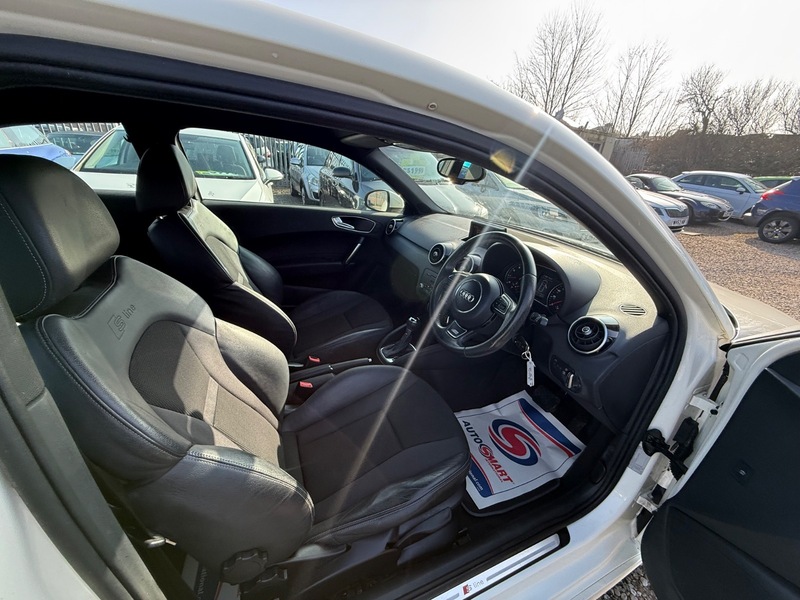 Used Audi A1 2010 for sale - 77781221: Photo 24