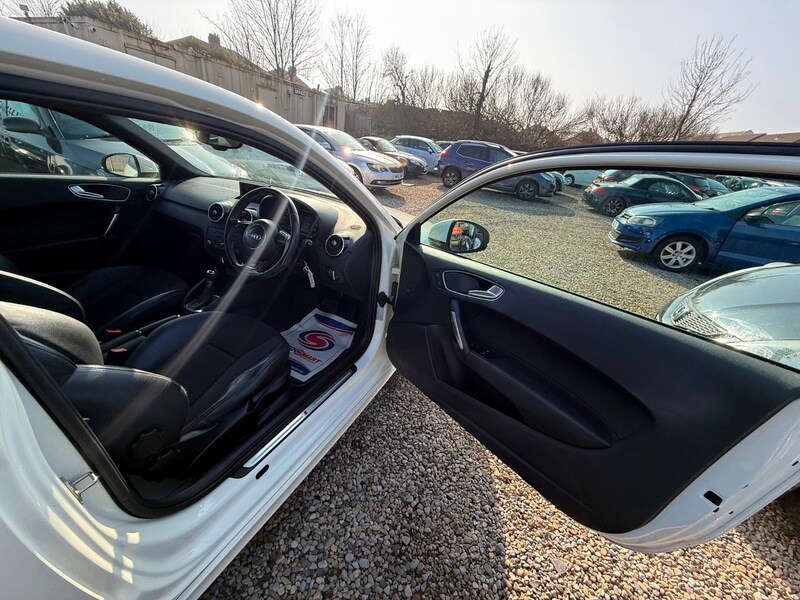 Used Audi A1 2010 for sale - 77781221: Photo 25