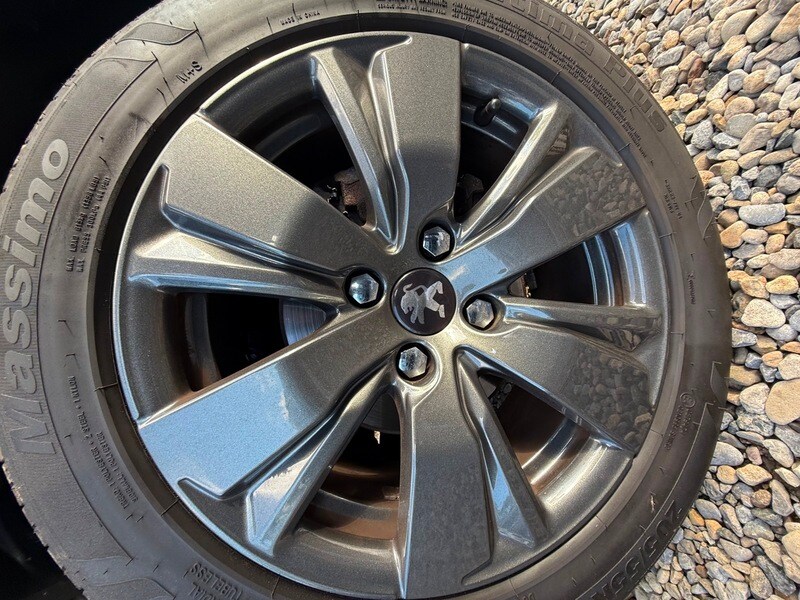 Used Peugeot 2008 2014 for sale - 77649739: Photo 19