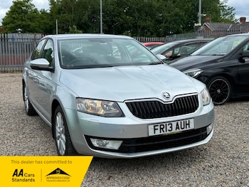 Used Skoda Octavia 2013 for sale - 79058897: Photo