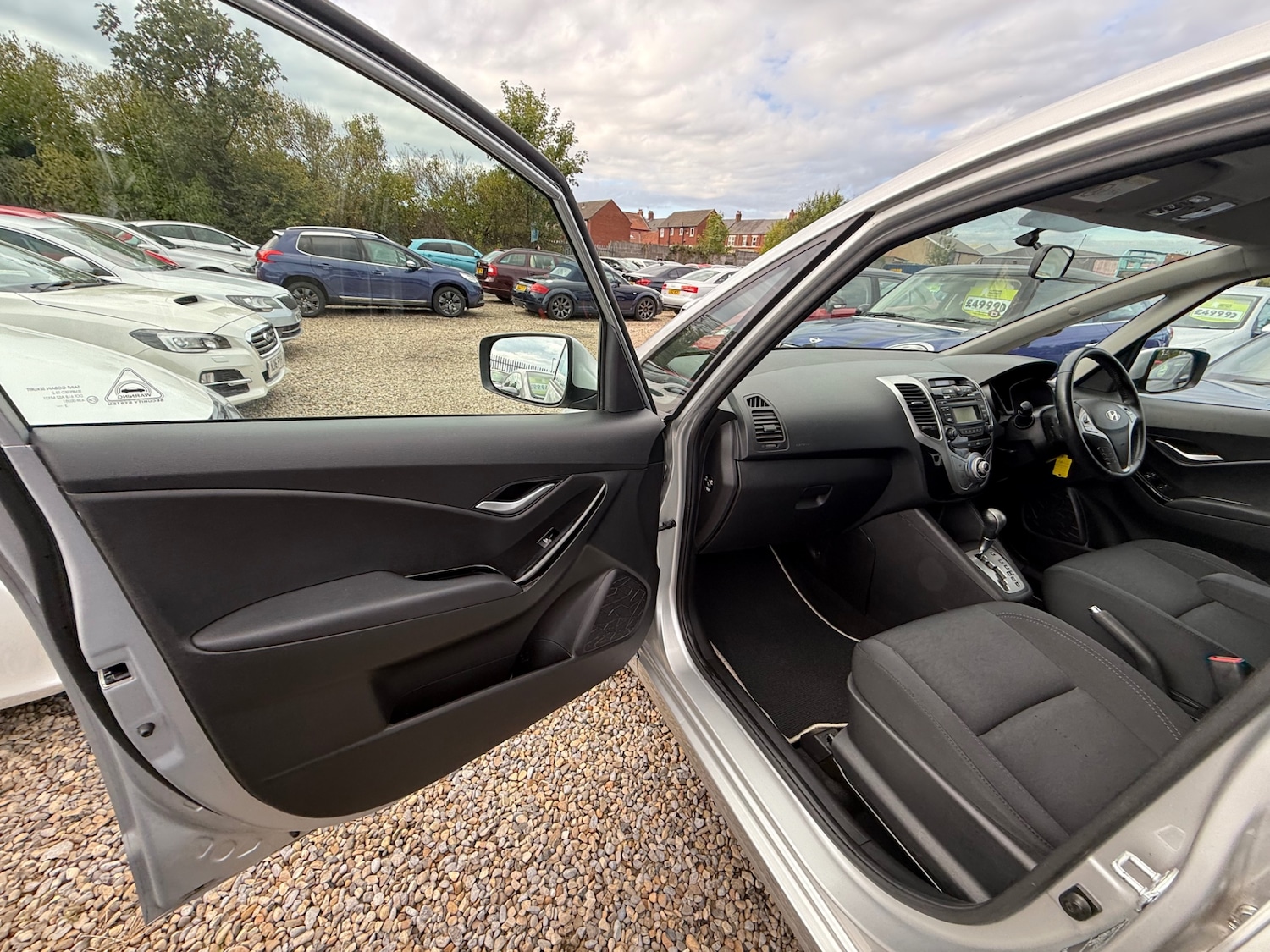 Used Hyundai Ix20 2013 for sale - 76156598: Photo 21
