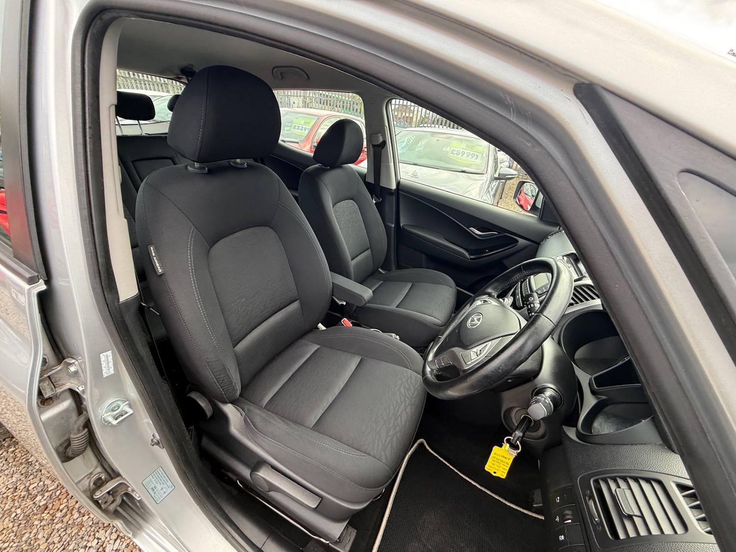 Used Hyundai Ix20 2013 for sale - 76156598: Photo 35