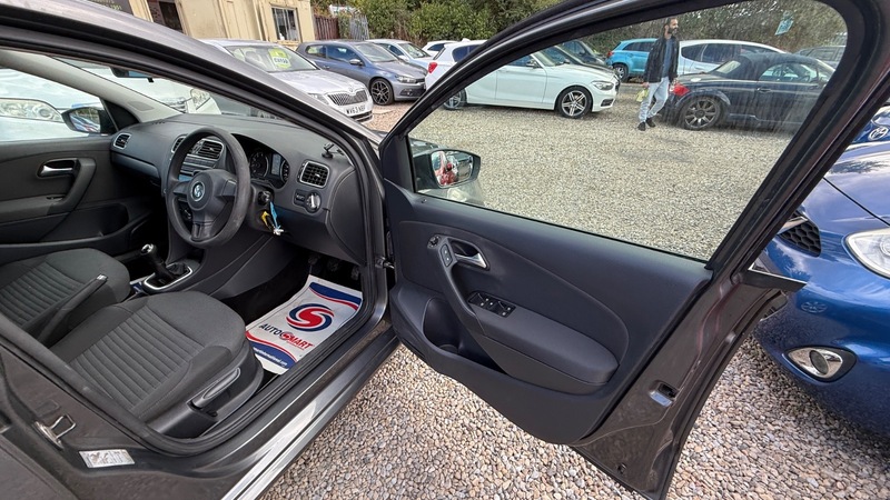 Used Volkswagen Polo 2012 for sale - 77649743: Photo 37