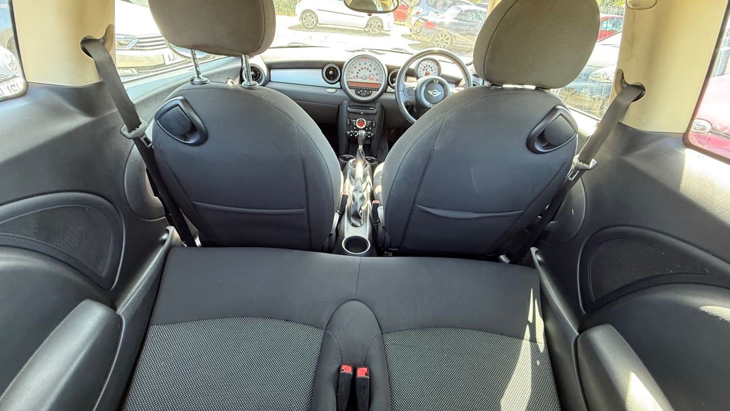 Used MINI Hatch 2011 for sale - 76157302: Photo 24