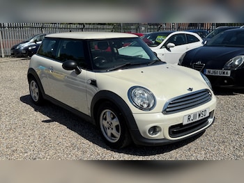 Used MINI Hatch 2011 for sale - 76157302: Photo