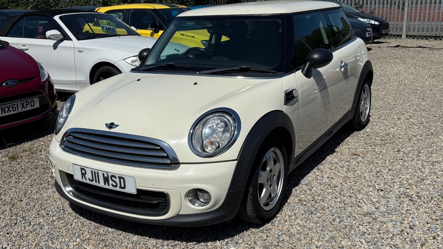 Used MINI Hatch 2011 for sale - 76157302: Photo 5