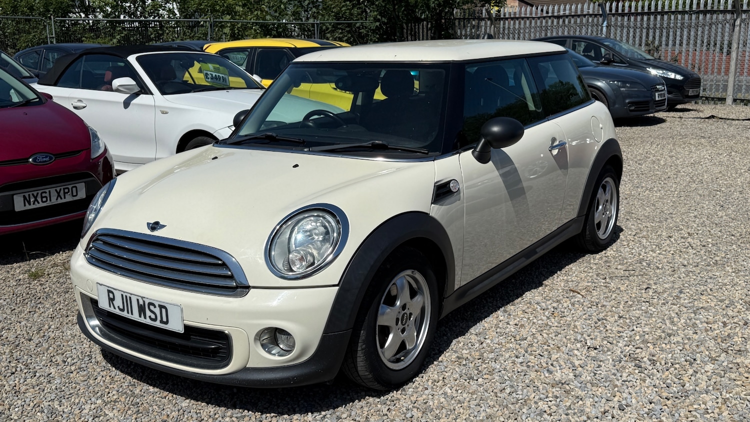 Used MINI Hatch 2011 for sale - 76157302: Photo 6