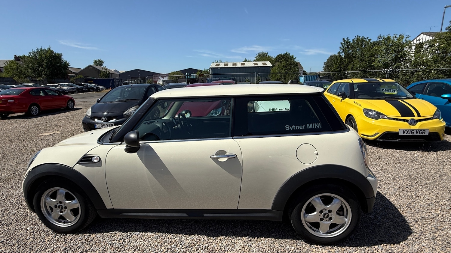 Used MINI Hatch 2011 for sale - 76157302: Photo 7