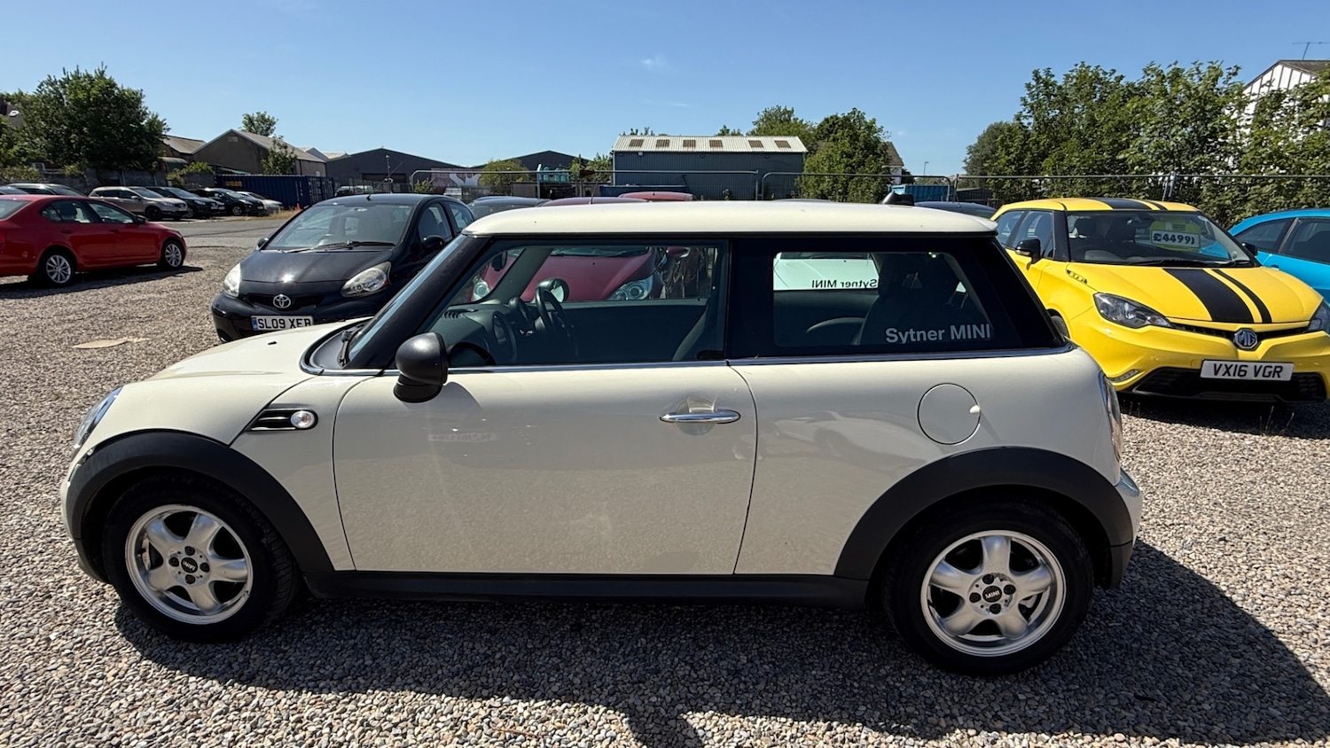 Used MINI Hatch 2011 for sale - 76157302: Photo 9