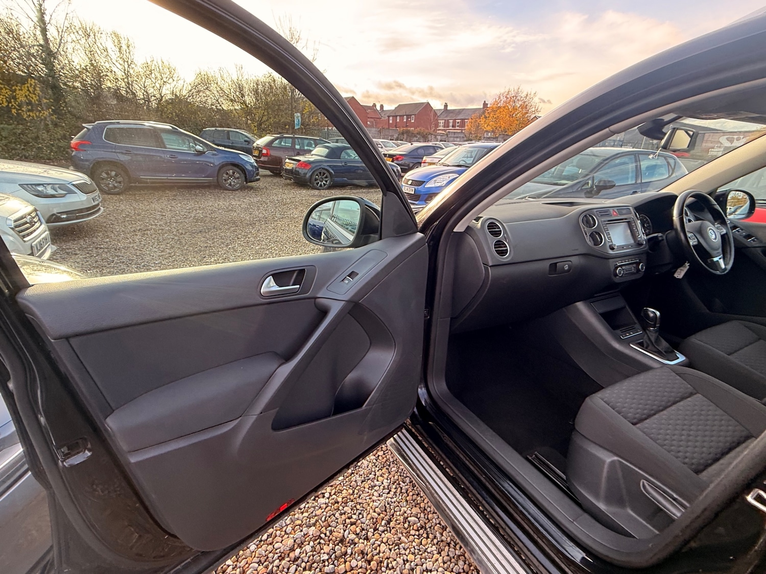 Used Volkswagen Tiguan 2011 for sale - 76693027: Photo 15