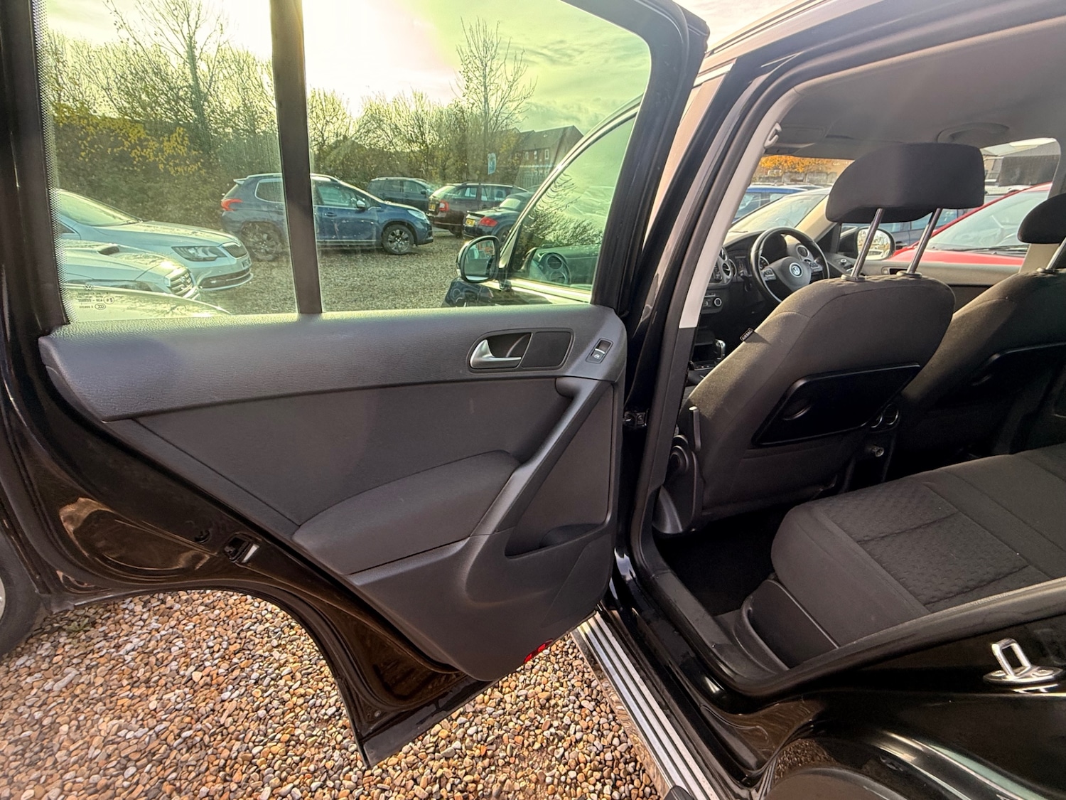 Used Volkswagen Tiguan 2011 for sale - 76693027: Photo 17