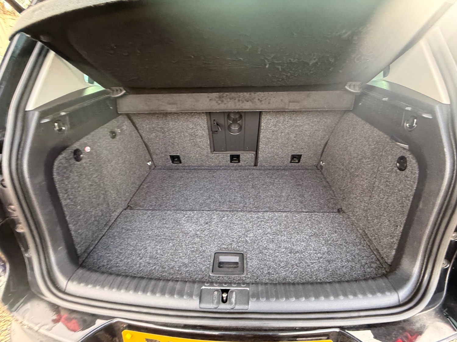 Used Volkswagen Tiguan 2011 for sale - 76693027: Photo 20