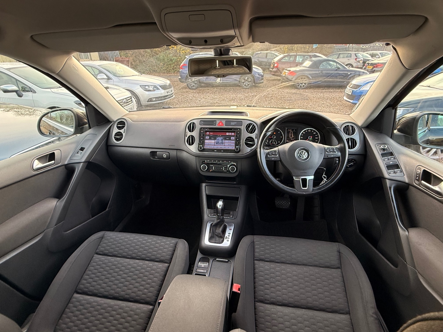 Used Volkswagen Tiguan 2011 for sale - 76693027: Photo 22