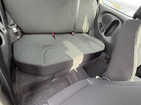 Used Nissan Micra 2009 for sale - 76309636: Photo 28