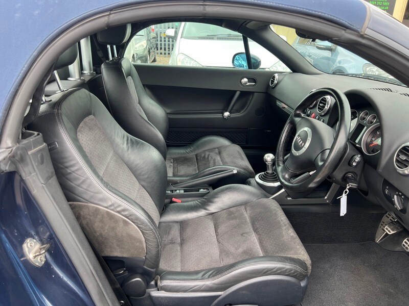 Used Audi TT 2002 for sale - 77649750: Photo 19