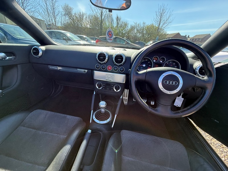 Used Audi TT 2002 for sale - 77649750: Photo 32