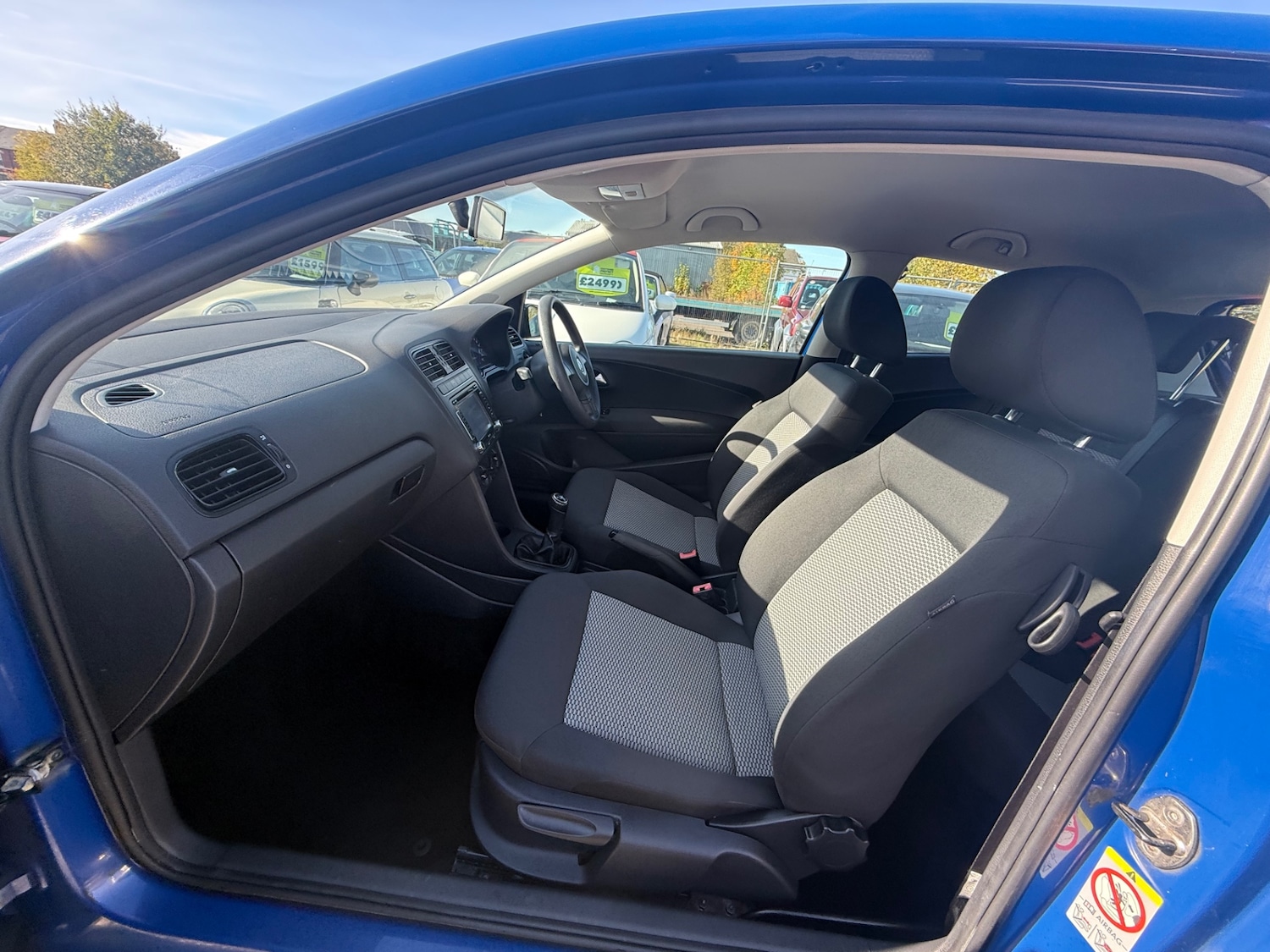 Used Volkswagen Polo 2010 for sale - 76252176: Photo 16