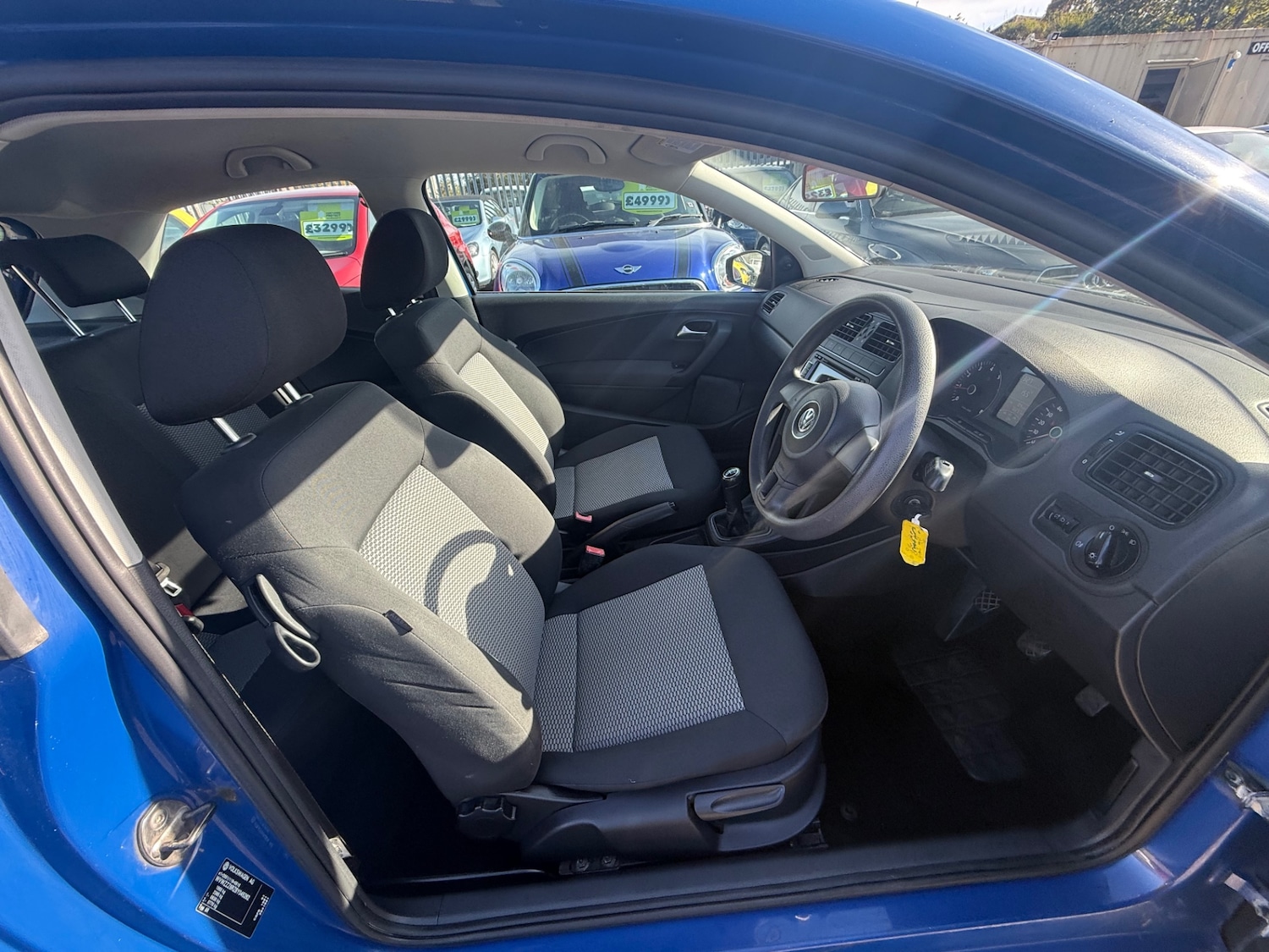 Used Volkswagen Polo 2010 for sale - 76252176: Photo 23