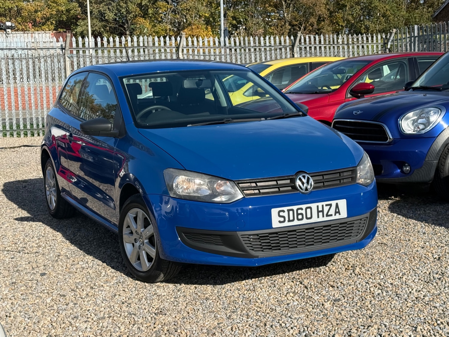 Used Volkswagen Polo 2010 for sale - 76252176: Photo 3
