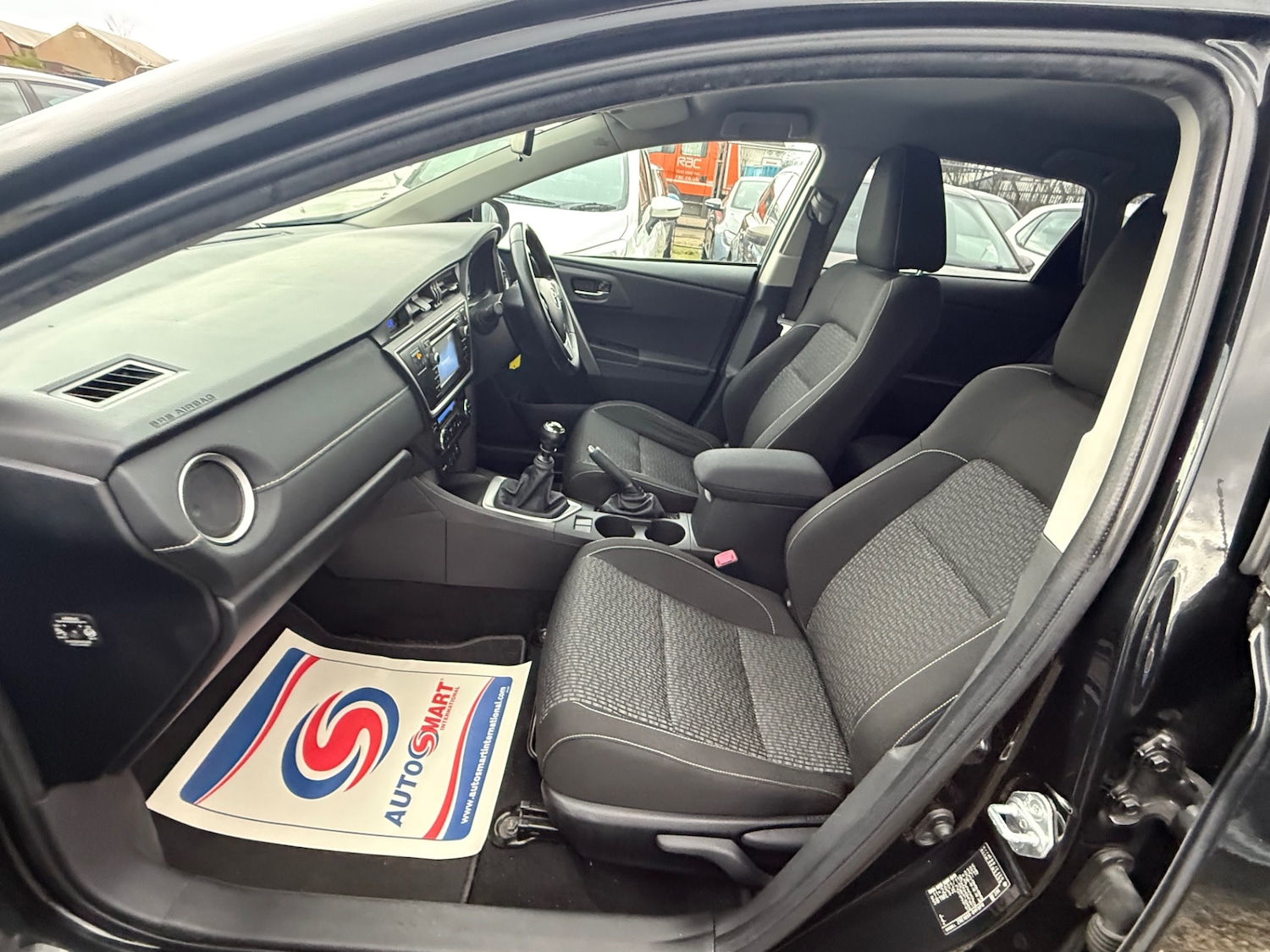 Used Toyota Auris 2014 for sale - 76969911: Photo 14