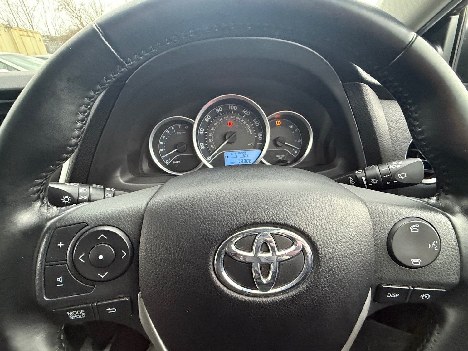 Used Toyota Auris 2014 for sale - 76969911: Photo 30