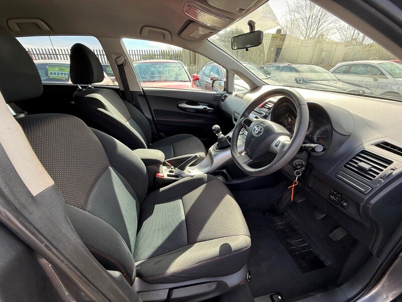 Used Toyota Auris 2010 for sale - 78154645: Photo 27