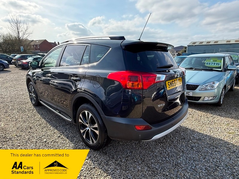 Used Toyota RAV4 2015 for sale - 77953627: Photo 10