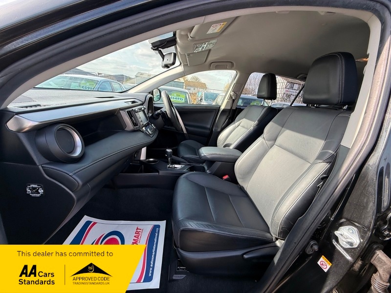 Used Toyota RAV4 2015 for sale - 77953627: Photo 17