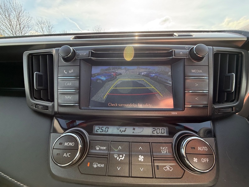 Used Toyota RAV4 2015 for sale - 77953627: Photo 36