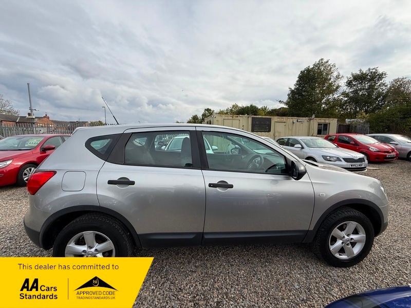 Used Nissan Qashqai 2009 for sale - 77649768: Photo 15