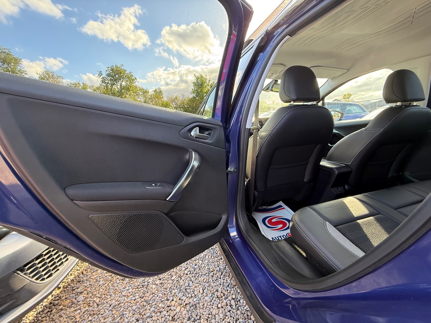 Used Peugeot 2008 2014 for sale - 76156824: Photo 28