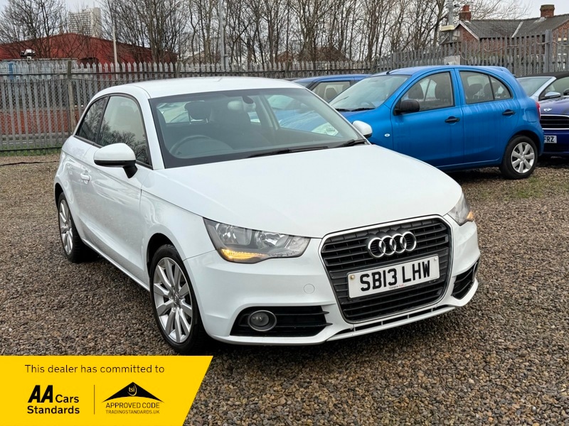 Used Audi A1 2013 for sale - 77649725: Photo 2