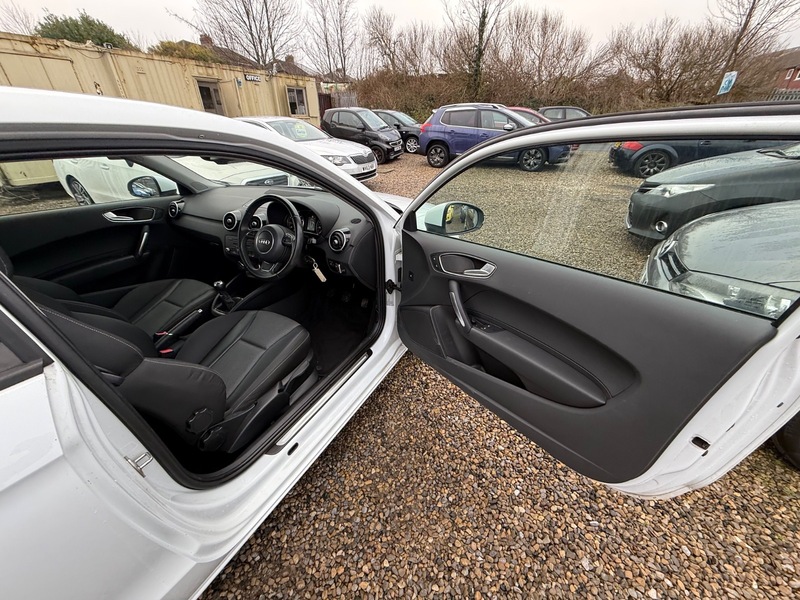 Used Audi A1 2013 for sale - 77649725: Photo 27