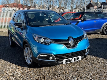 Used Renault Captur 2016 for sale - 77562776: Photo