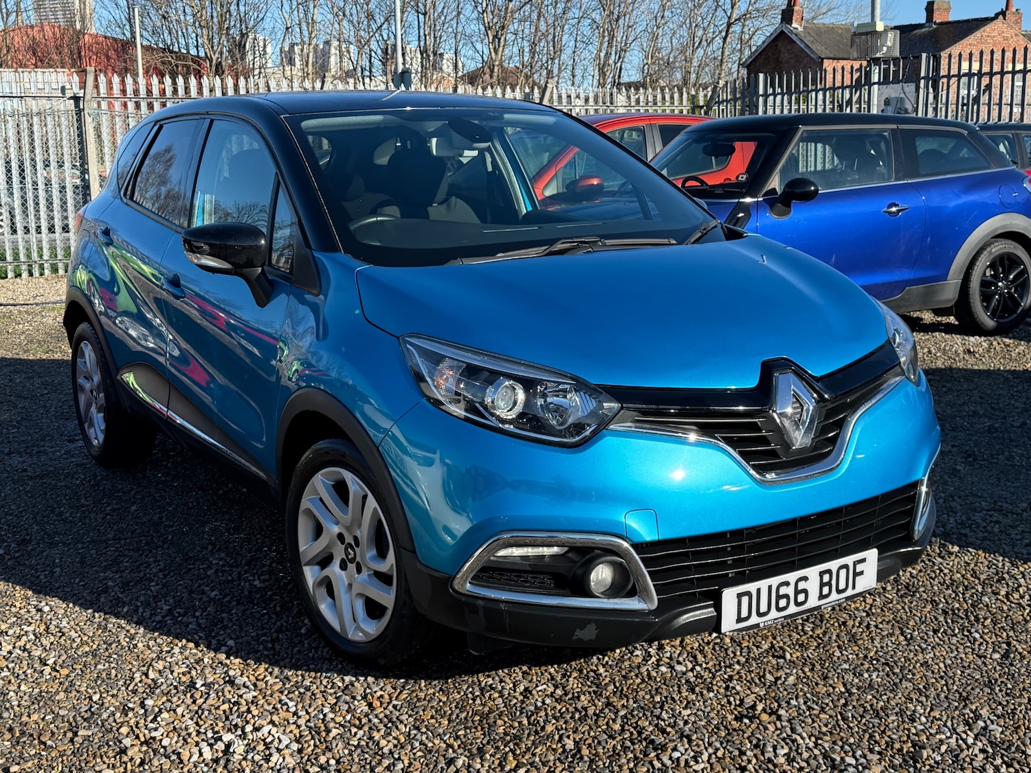 Used Renault Captur 2016 for sale - 77562776: Photo 3