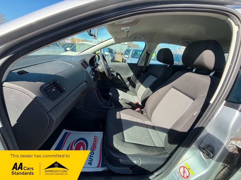 Used Volkswagen Polo 2010 for sale - 78154651: Photo 17